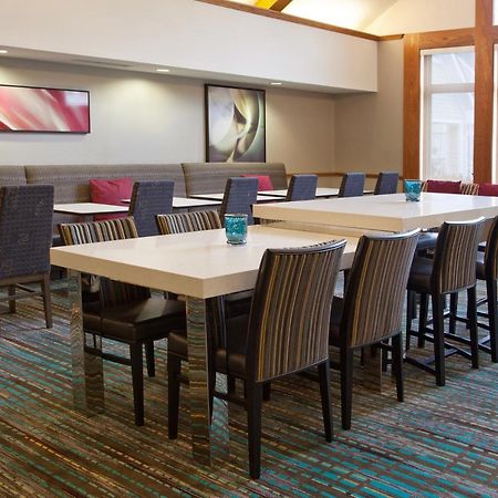 Residence Inn By Marriott Pittsburgh Airport Робинсон-Тауншип Экстерьер фото